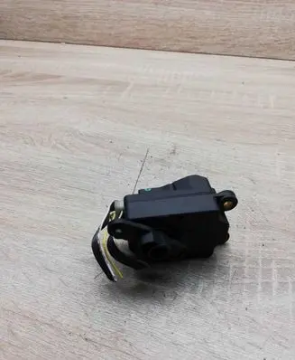 Volvo XC90 Air flap motor/actuator 74933F 190602