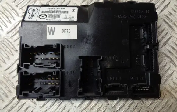 Mazda 2 Comfort/convenience module D65267560E