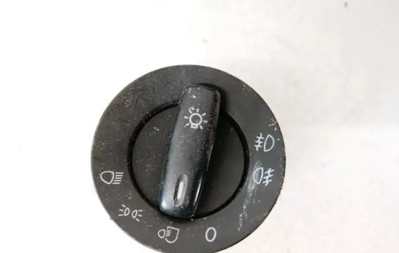Volkswagen PASSAT B6 Light switch 1k0941431n