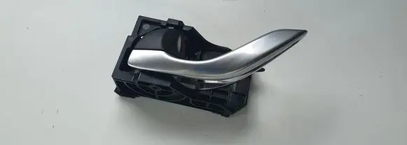 Mazda 3 II Rear door interior handle