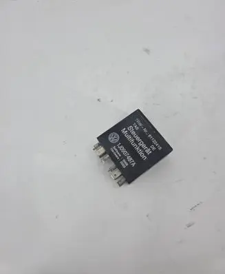 Skoda Superb B5 (3U) Other relay 61122415 0005 1J0907487A
