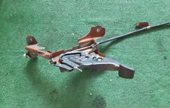 Handbrake/parking brake lever assembly