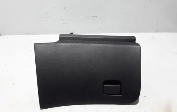 Nissan Qashqai Glove box 685104EH0A