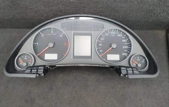 Audi A4 S4 B7 8E 8H Speedometer (instrument cluster) 8E0920932 0263664226 RB8