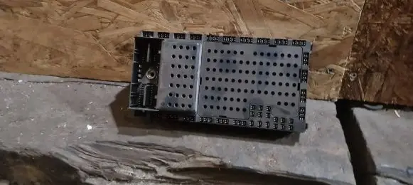 Volvo S60 Fuse box set 8688153