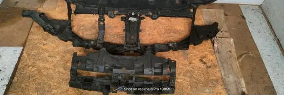 Renault Laguna III Front piece kit 