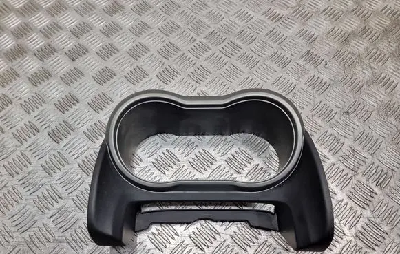 Dashboard trim