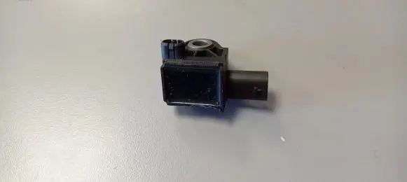 Chrysler Pacifica Airbag deployment crash/impact sensor 53481276 68245080AB