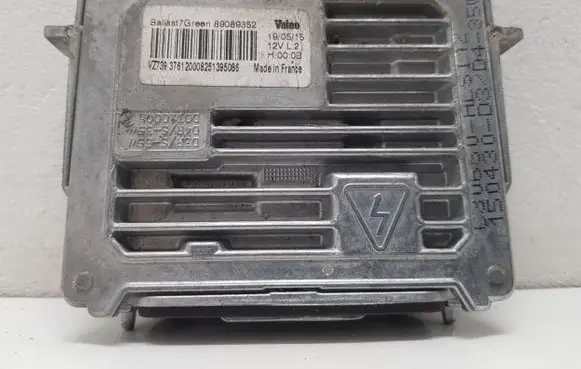 Jeep Grand Cherokee Xenon control unit/module 89089352