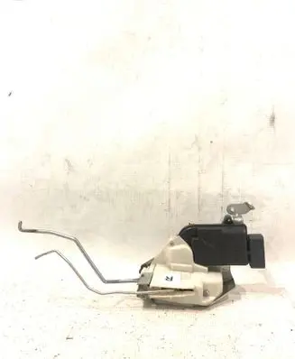 Suzuki Ignis Front door lock Передний замок