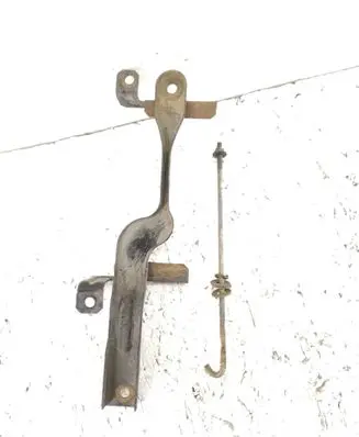 Mazda Premacy Battery bracket 
