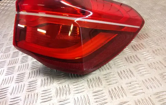 BMW X1 F48 F49 Rear/tail lights 7350718