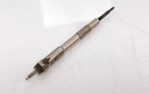 Mazda 6 Glow plug R2AA18601 04M0207941890
