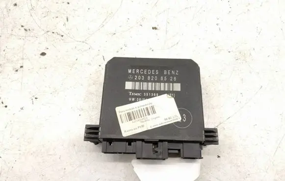 Mercedes-Benz E W211 Door control unit/module A2038206526 2038206526