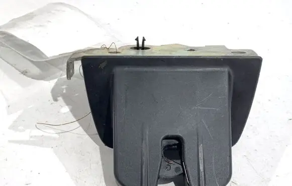 Audi A4 S4 B9 Tailgate exterior lock 