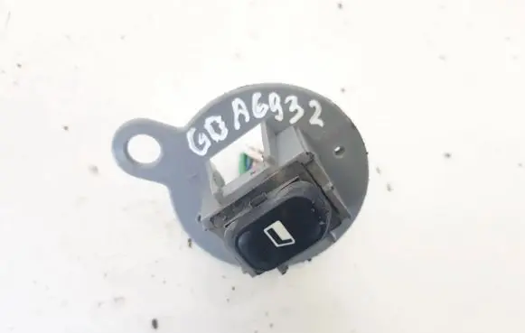 Citroen Xsara Picasso Electric window control switch 9638569080