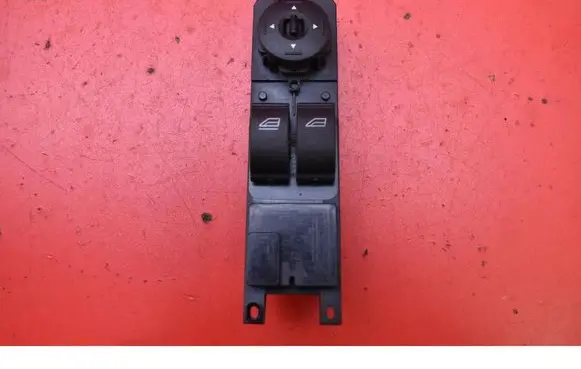 Ford Focus Electric window control switch AM5T-14A132-EA