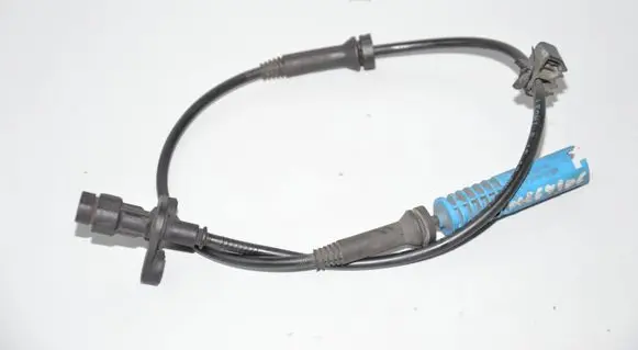 BMW 5 E39 ABS brake wheel speed sensor 6756375