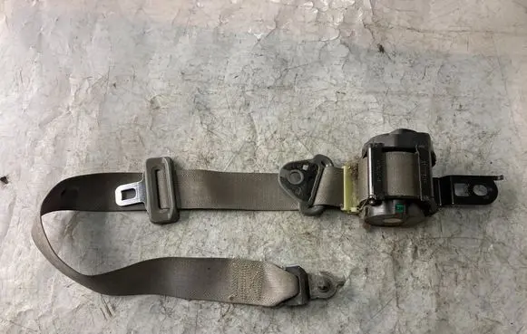 Jeep Grand Cherokee (WK) Front seatbelt P1CL65BD5AB