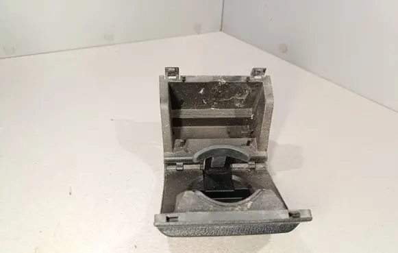 Skoda Octavia Mk1 (1U) Cup holder 1U0857962B