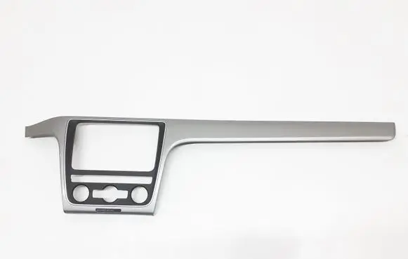 Volkswagen PASSAT B7 USA Radio/GPS head unit trim 561858336