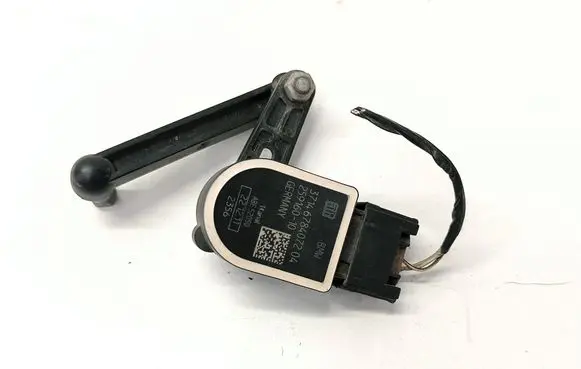 BMW X3 F25 Headlight/headlamp level sensor 6784072