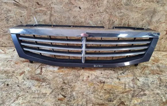 SsangYong Rexton Front bumper upper radiator grill 79460-08000