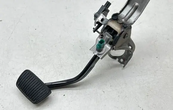Hyundai Tucson TL Brake pedal 32800D3315 01ZB0503