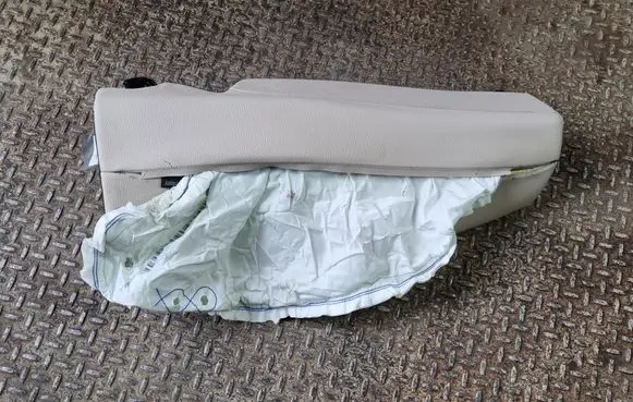 BMW 2 F44 Seat airbag 9495241 1601801