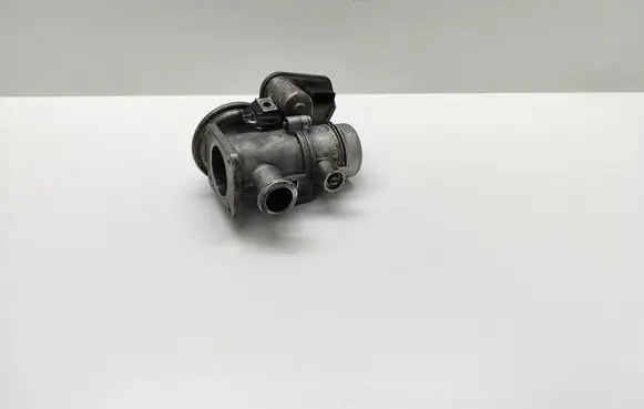 BMW 5 E60 E61 Throttle valve 7791480 70045000
