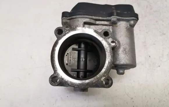 Skoda Octavia Mk2 (1Z) Throttle valve 03C133062C