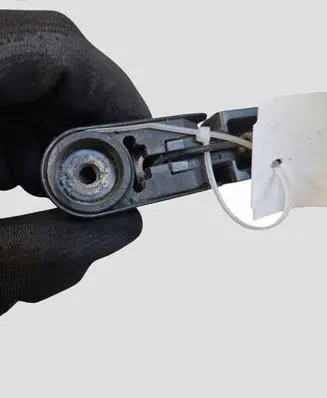 Mazda 5 Rear wiper blade arm