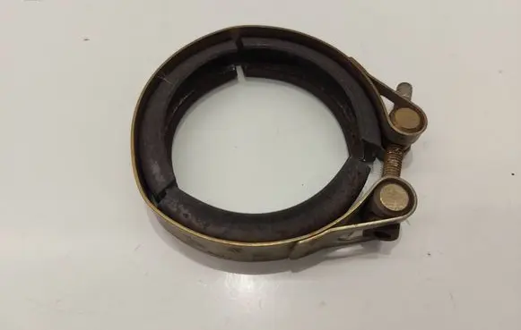 Volkswagen PASSAT B8 Muffler pipe connector clamp 1K0253725