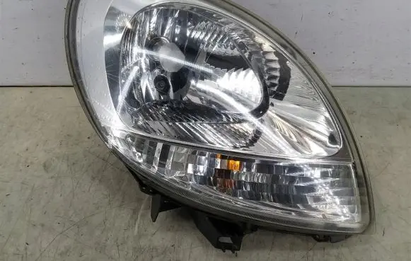 Renault Kangoo I Headlight/headlamp 8200236591