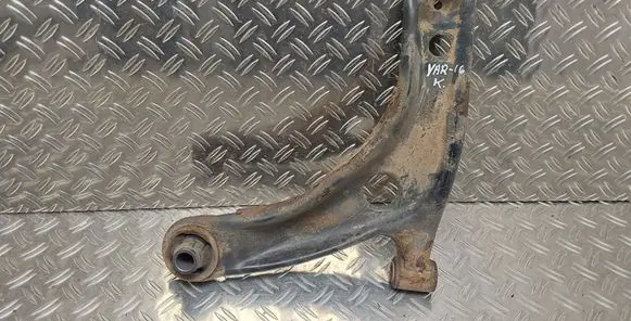 Toyota Yaris Front lower control arm/wishbone