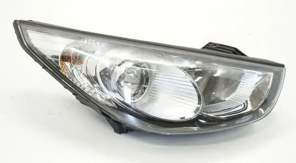 Hyundai ix35 Headlight/headlamp 921022YACR