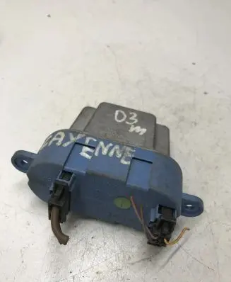 Porsche Cayenne (9PA) Heater blower motor/fan resistor 7L0907521