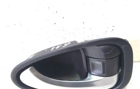 Toyota Avensis T270 Rear door interior handle 6920505051