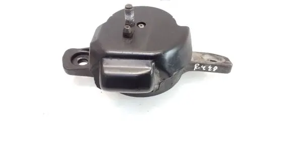 Engine mount bracket