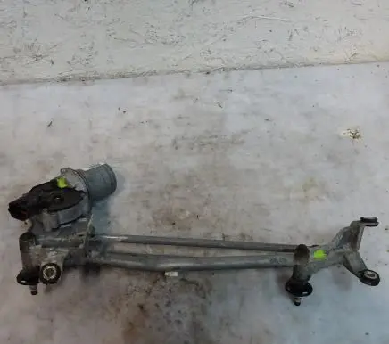 Honda Civic Front wiper linkage and motor 404564