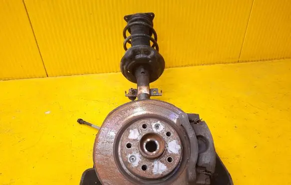 Nissan Qashqai Front wheel hub spindle knuckle 543024EA20