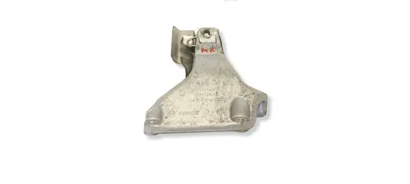 BMW X3 F25 Engine mounting bracket 6784824 13992010