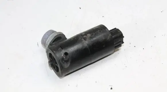 Toyota Auris 150 Windscreen/windshield washer pump 30891