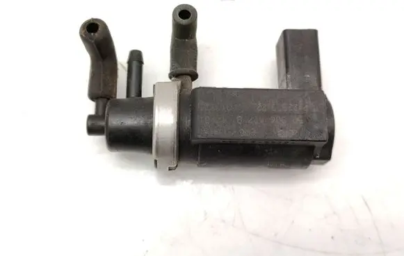 Audi A6 S6 C5 4B Turbo solenoid valve 059906627B 72290322