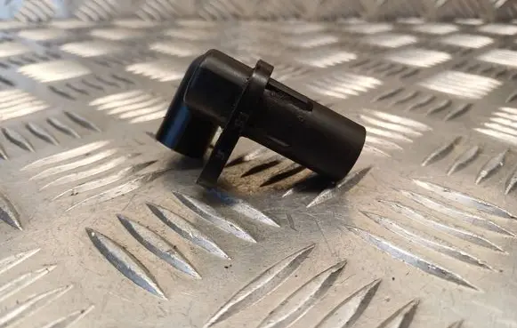Suzuki Grand Vitara II Crankshaft position sensor 8200443891