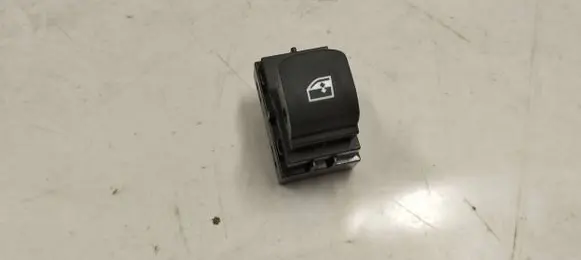BMW 1 F40 Electric window control switch 7950756