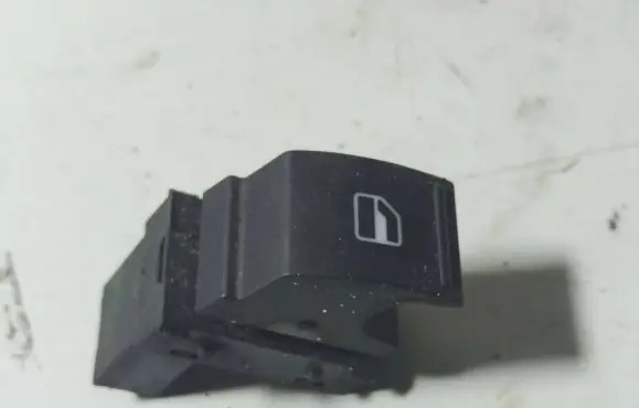 Volkswagen Golf Plus Electric window control switch 7L6959655B