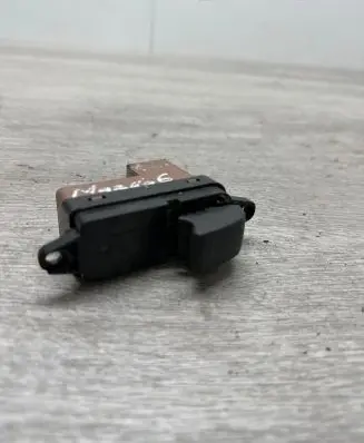 Mazda 6 Electric window control switch GP9G66380 6314T4K0REA