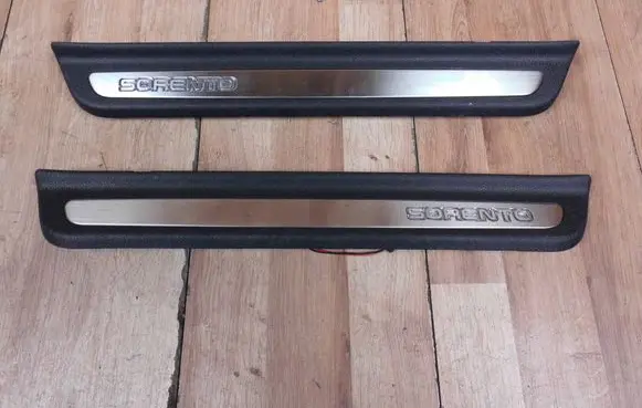 KIA Sorento sill trim set (inner) 85883C5200 85873C5200