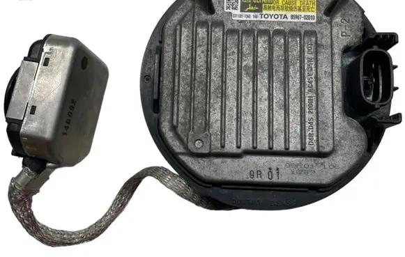 Toyota Verso Headlight ballast module Xenon 8596702010 30000V 0311001060